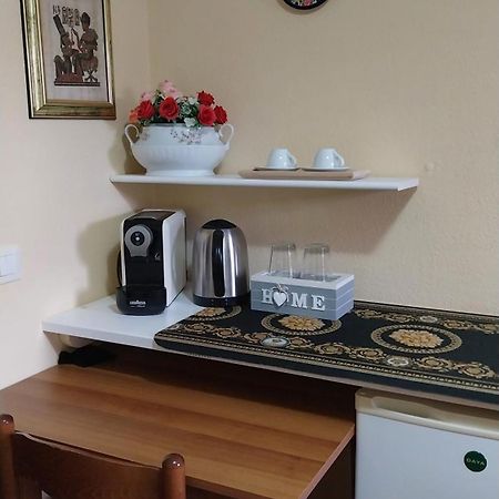 Li Muntigeddi Hotell San Teodoro  Eksteriør bilde